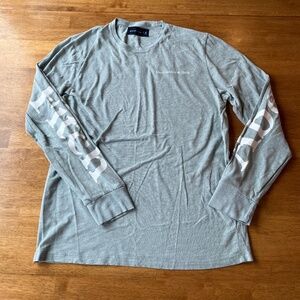 Abercrombie & Fitch Long Sleeve Tee